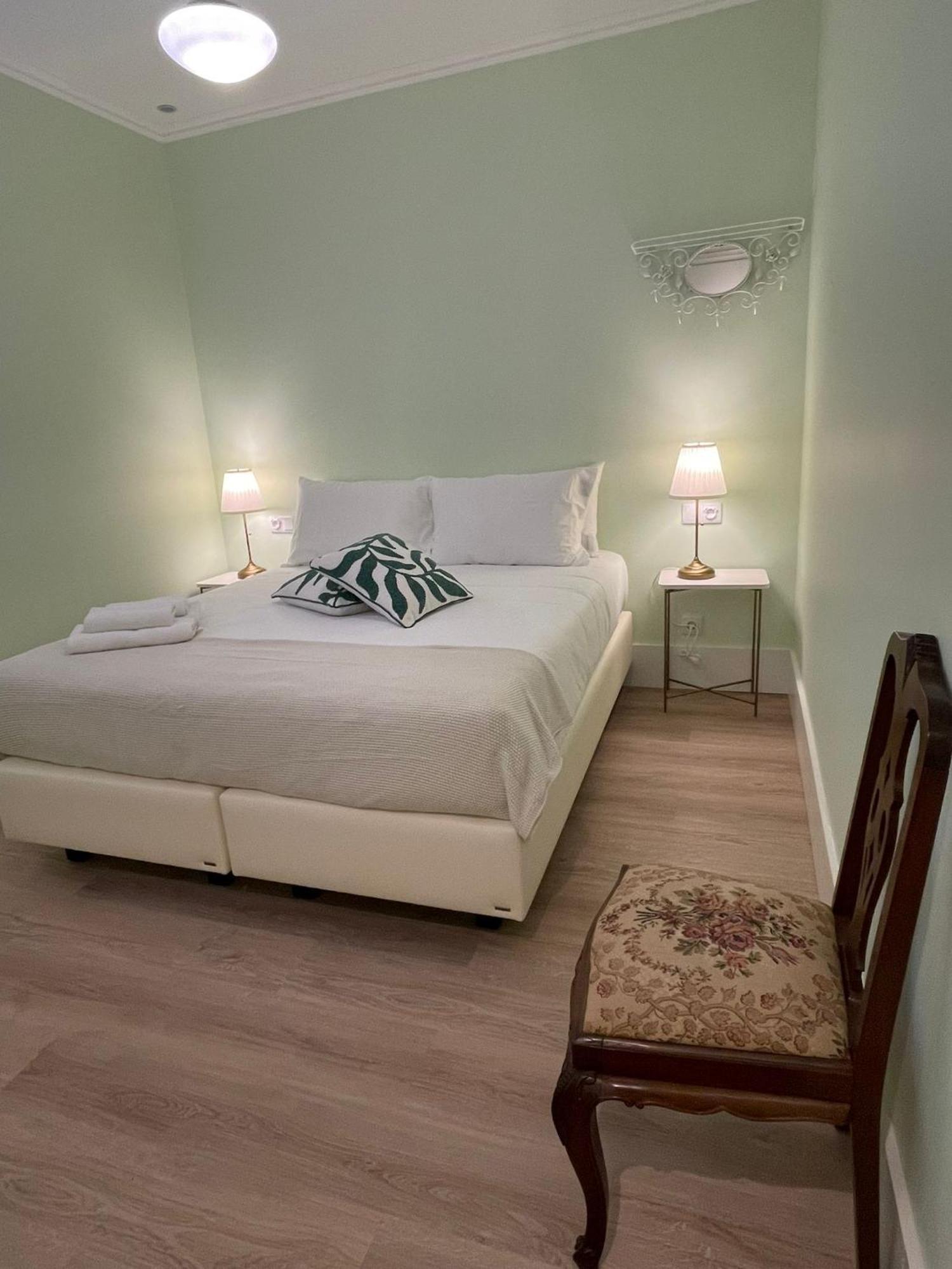 Charming Guesthouse From XIX Century Lisboa Extérieur photo